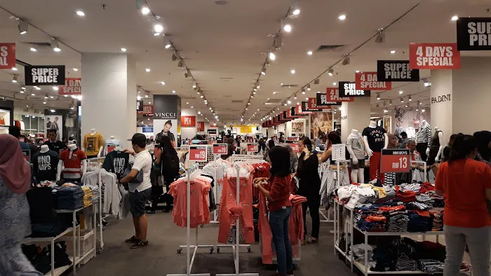 Paradigm Mall Picture 4