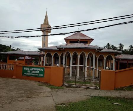 Masjid Kampung Bantal