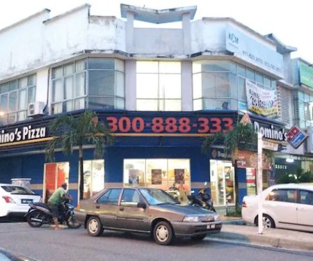 Domino's Sri Manja