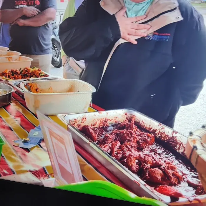 Nasi Lemak Pak Din Picture 2
