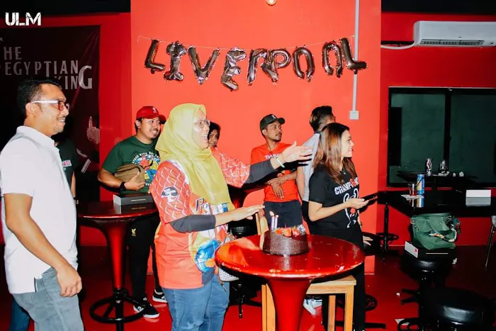 Merseyside Cafe Picture 8
