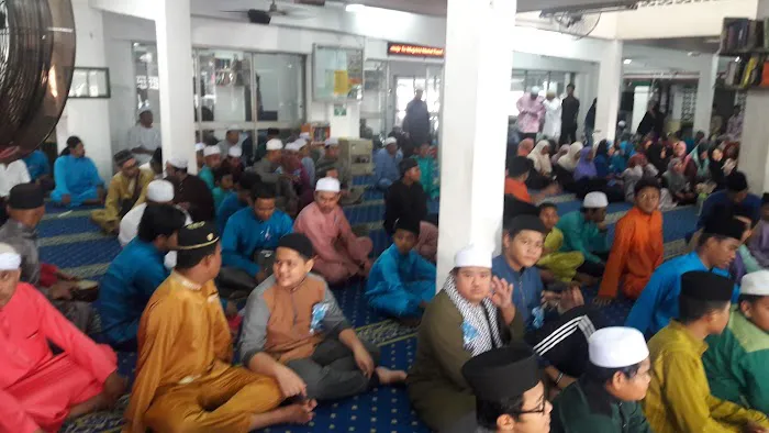 Dato' Dagang Mosque Picture 2