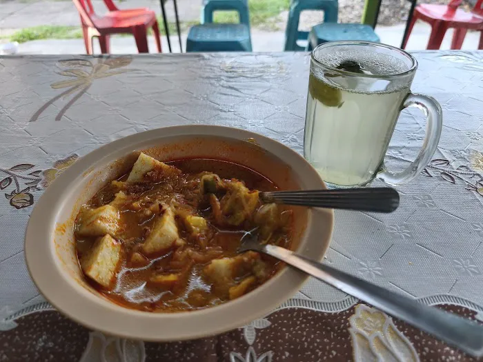 Nasi Lemak Kak Wa (Simpang 3) Picture 2