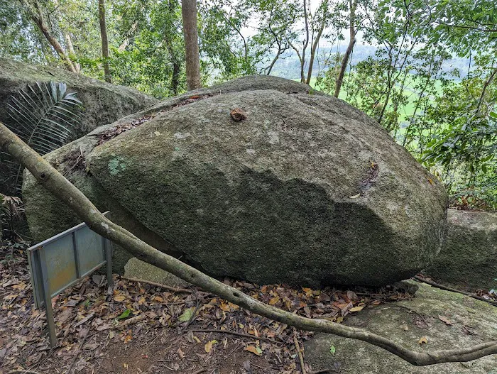Starting point hiking Bukit Marak Picture 8
