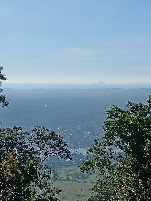 Hiking bukit Gunong Picture 2
