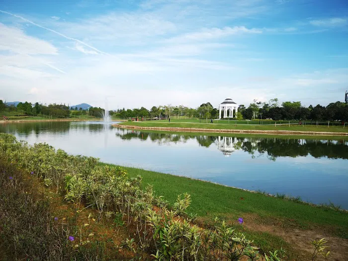 Dragonfly Park @ Eco Grandeur Picture 4