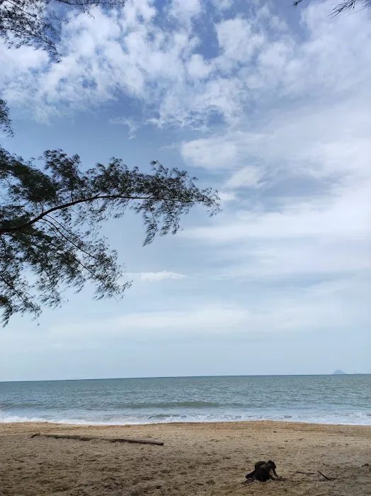 Bisikan Bayu Beach Picture 4