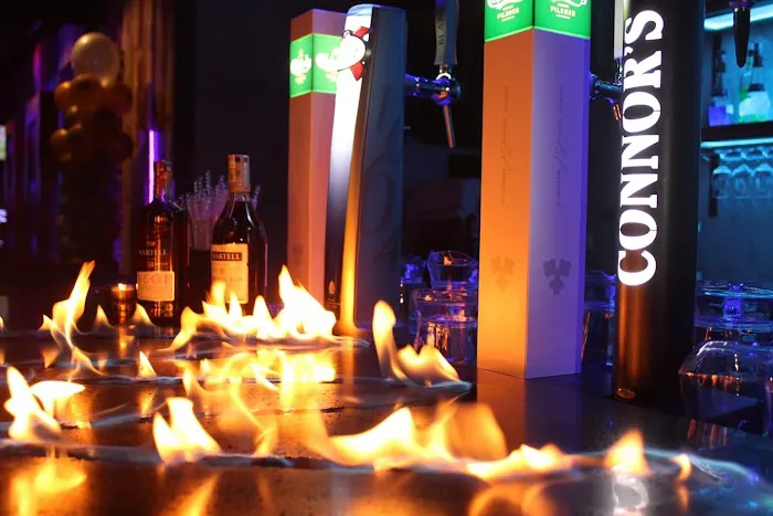 BLISS LOUNGE Picture 9