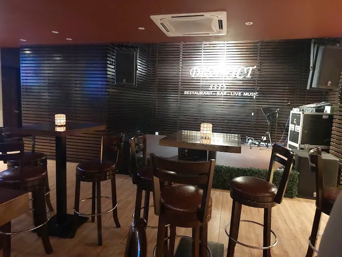 District ss15 restaurant n bar Picture 1