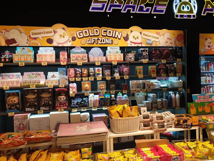Space Panda Cheras Picture 4