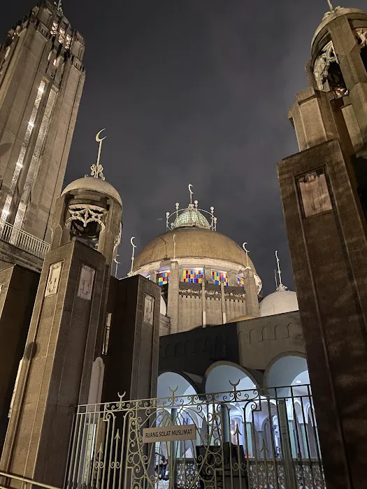 Sultan Suleiman Royal Mosque Picture 8