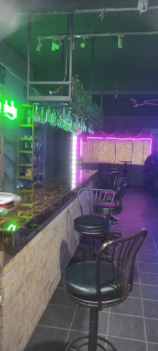 VNS STAR RESTAURANT & BAR Picture 2