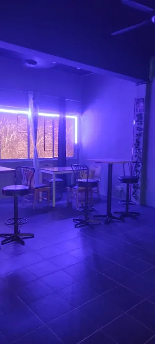 VNS STAR RESTAURANT & BAR Picture 1