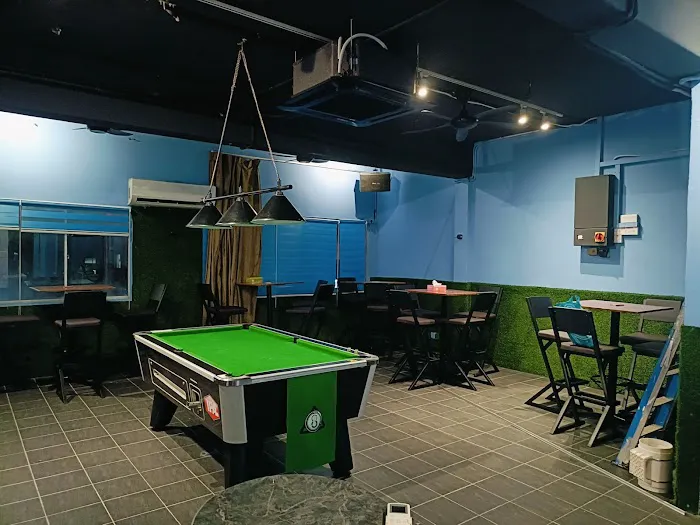 VNS STAR RESTAURANT & BAR Picture 4