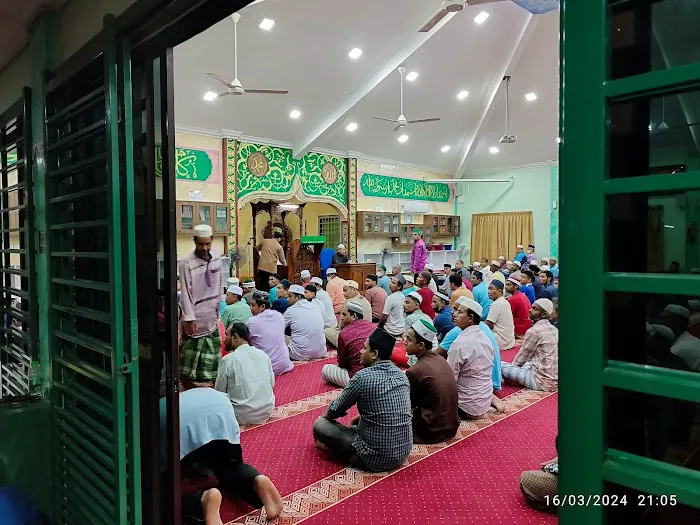 Surau Taman Sri Indah Picture 1