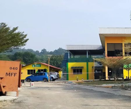 Surau @Laman Nenas Maeps