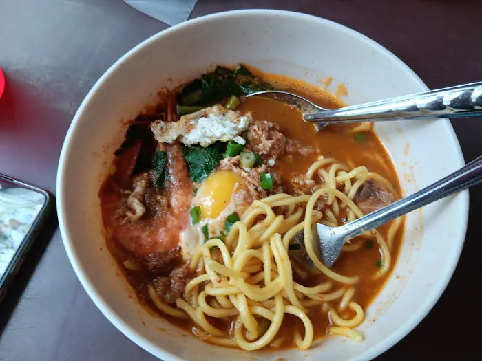 Gerai Mee Bandung Acchu (Nasi Goreng Berapi & Sotong Kangkung) Picture 1