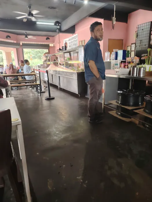 Restoran Fenomena Nasi Ulam Ayam Kampung Picture 8