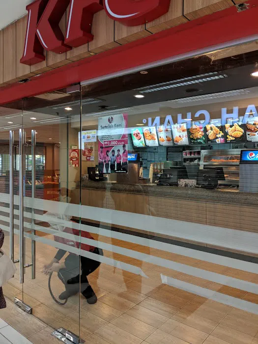 KFC Plaza Giant Picture 9