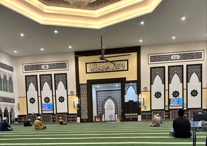 Masjid Bandar Saujana Putra Picture 3