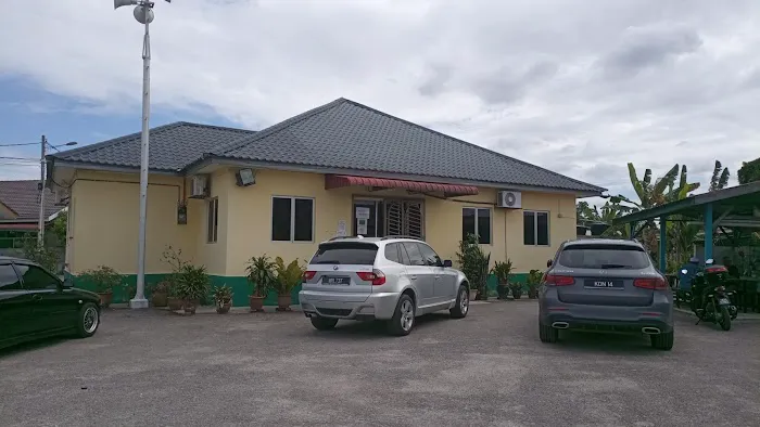 Surau Jalan Universiti Picture 2