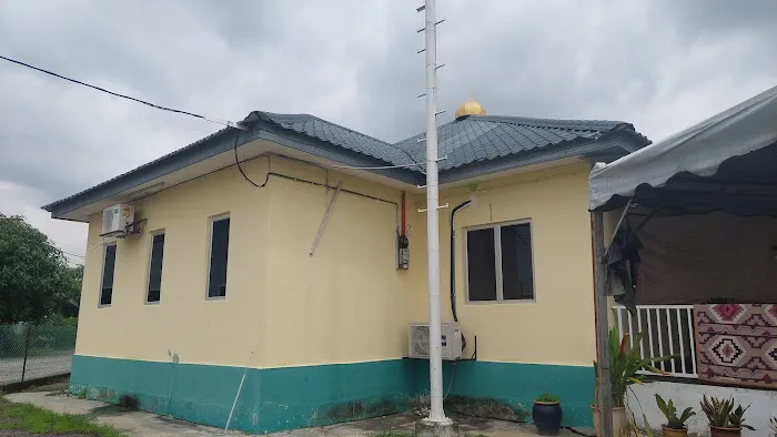 Surau Jalan Universiti Picture 1