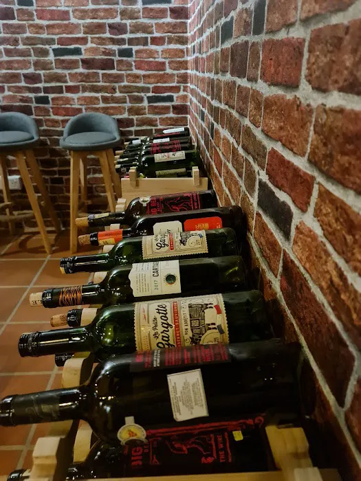 LITTLE WINE HOUSE AND RESTAURANTS Picture 6