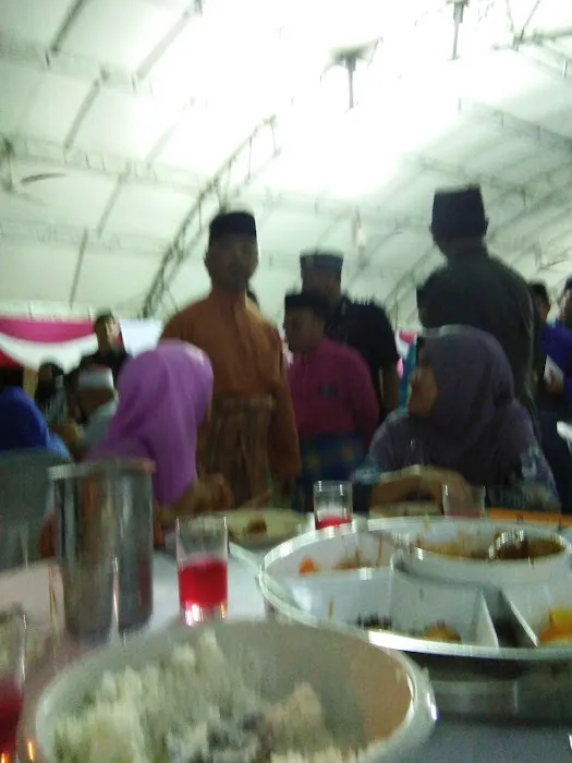 Pak Ngah & Mak Ngah Food Caterer (Nasi Kukus Ayam Goreng), Salys Wastern Food. Picture 4