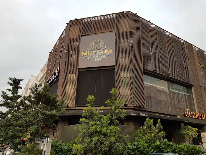 M space restaurant and bar by muzeum Picture 6