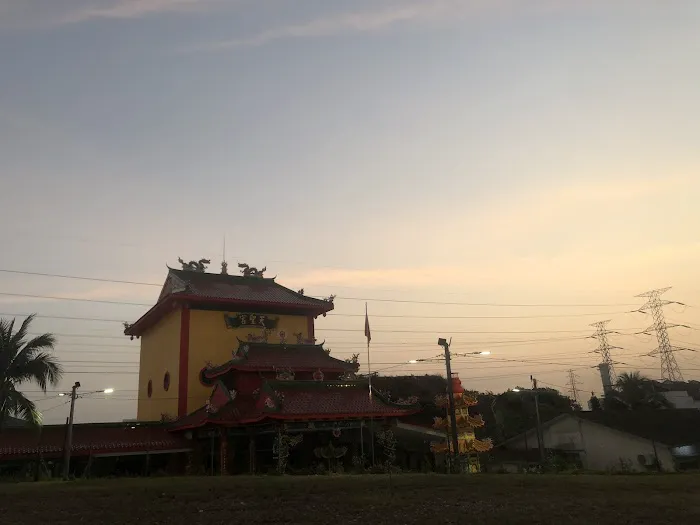 Sunset Hill Picture 6
