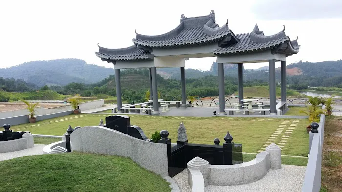 Nirvana (Karak) Memorial Park Picture 4