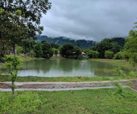 Tasik Masjid UMK Jeli
