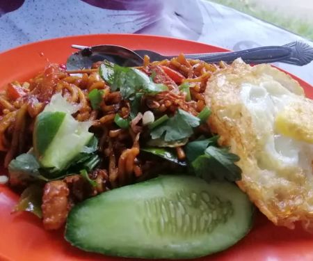kedai makan adik beradik