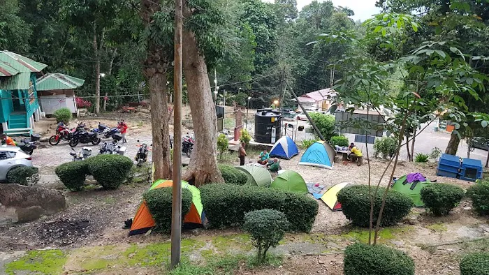 Dabong camp side stong hill waterfall Picture 8