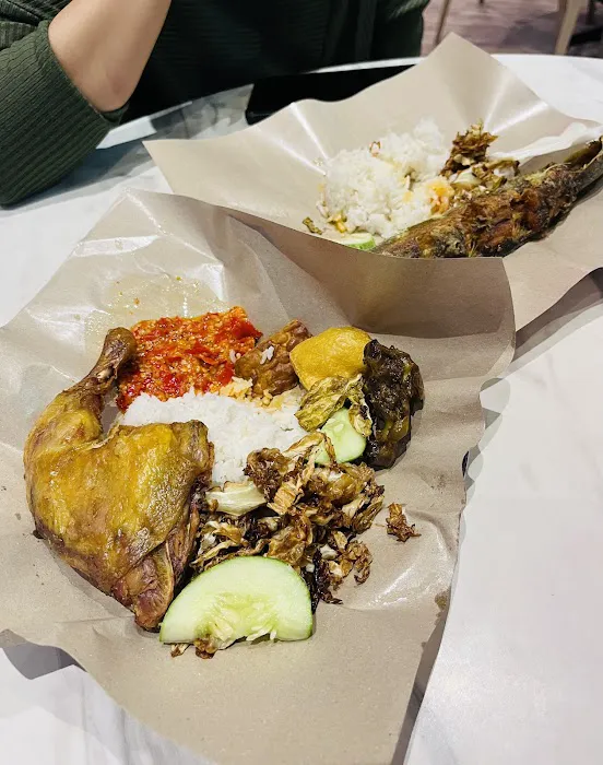 Ayam Gepuk Top Global Strand Mall Picture 2