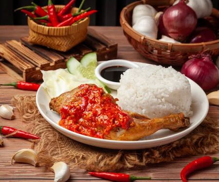 Ayam Gepuk Top Global Strand Mall