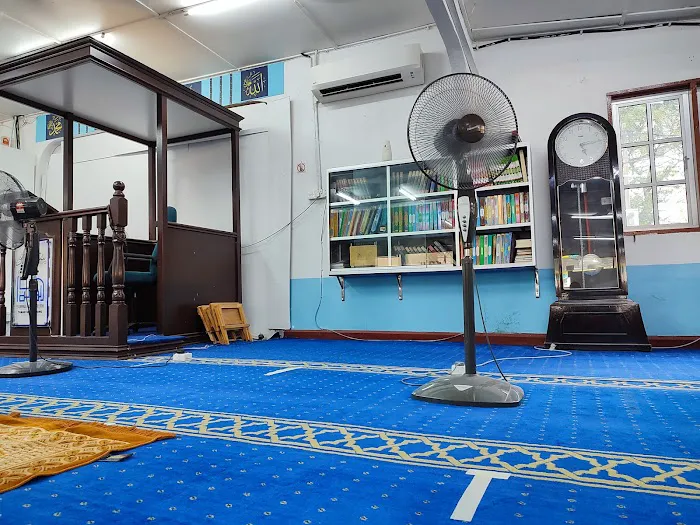 Surau Al Hidayah Taman Sri Puchong Picture 3