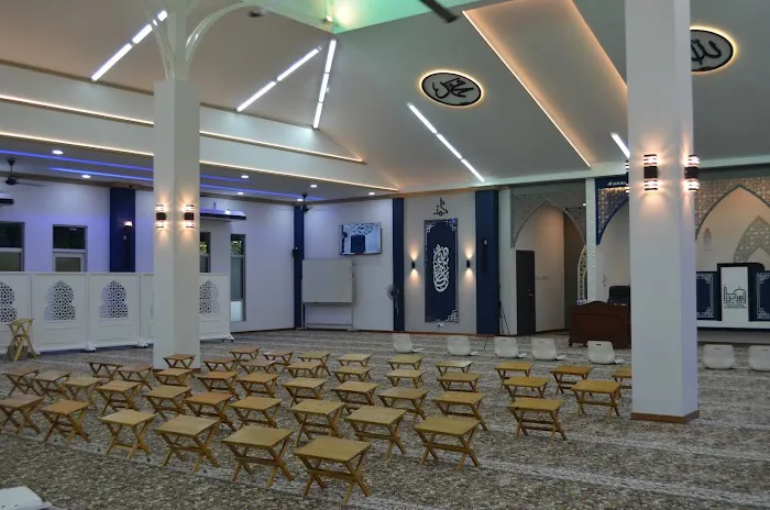 Surau Al Hidayah Taman Sri Puchong Picture 10