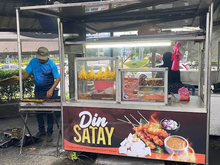 Din Satay Billboard Picture 3