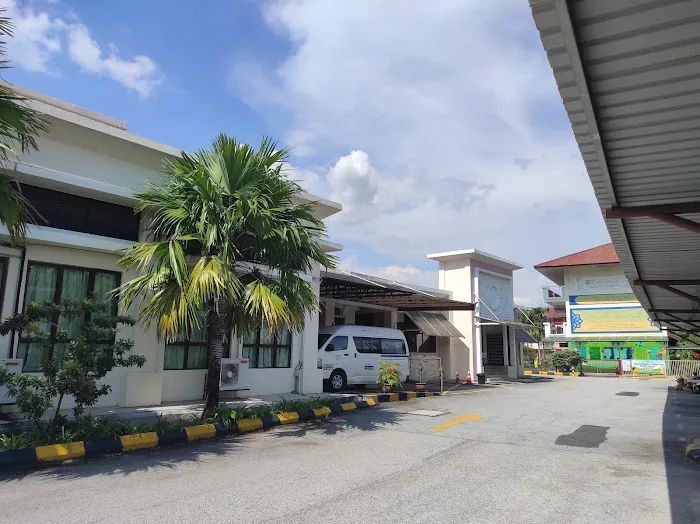 Al-Irsyad Mosque Picture 7