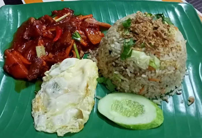 Kedai Cekgu Soraya Sup Komunis Picture 8