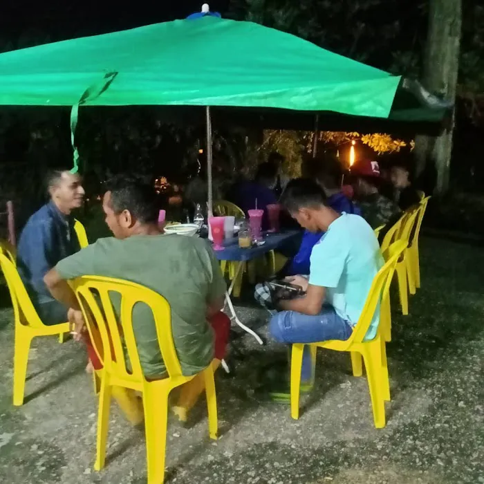 Kedai Cekgu Soraya Sup Komunis Picture 7