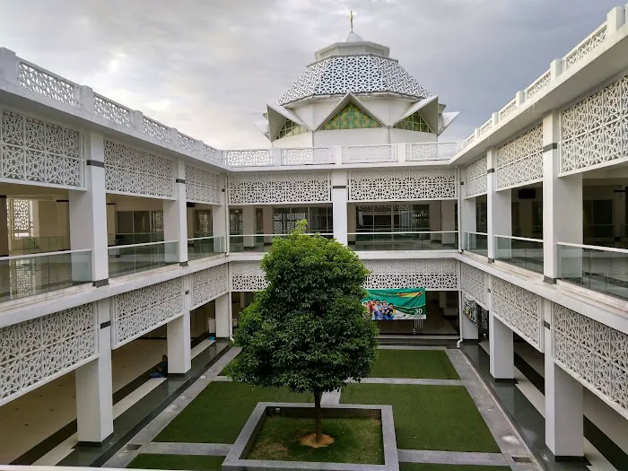 Raja Haji Fisabilillah Masjid Picture 3