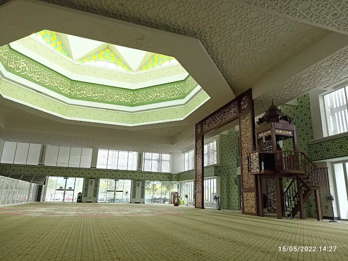 Raja Haji Fisabilillah Masjid Picture 4