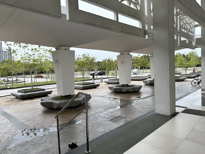 Raja Haji Fisabilillah Masjid Picture 10