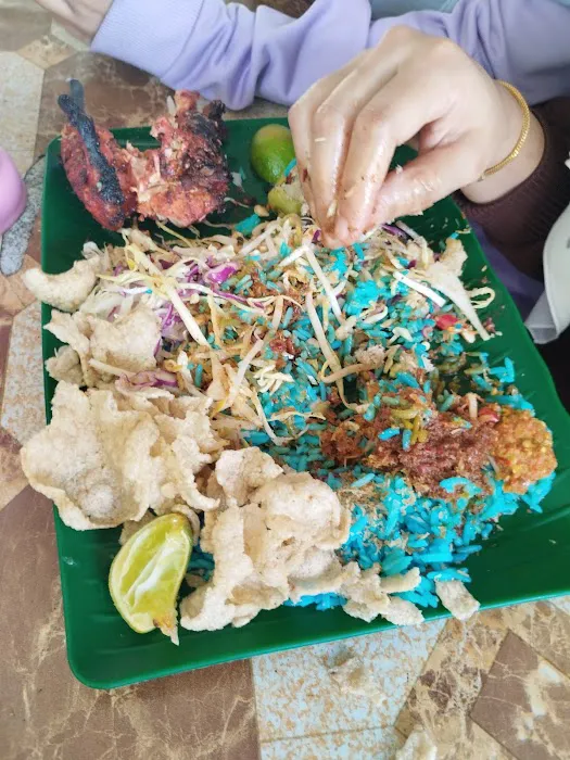 Nasi Kerabu Abe Mat Picture 9