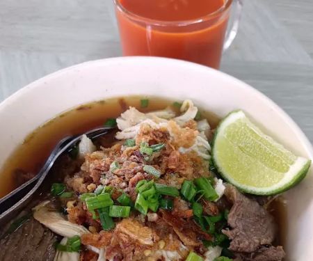 Kedai Tomyam Kaww