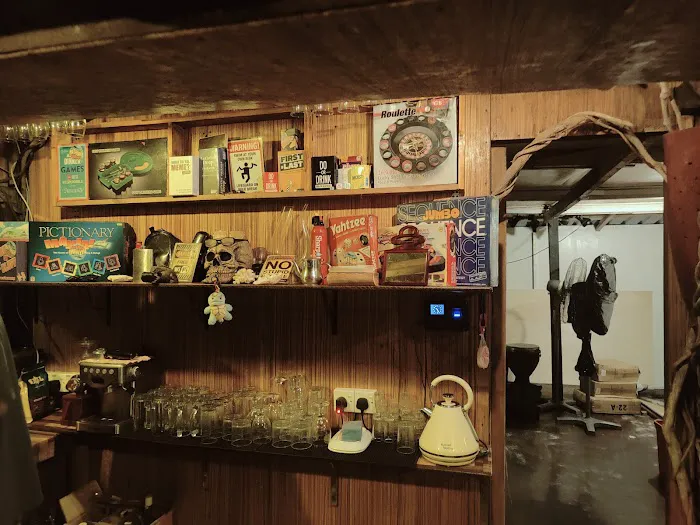 Monkey Hut Cafe & Bed Picture 4