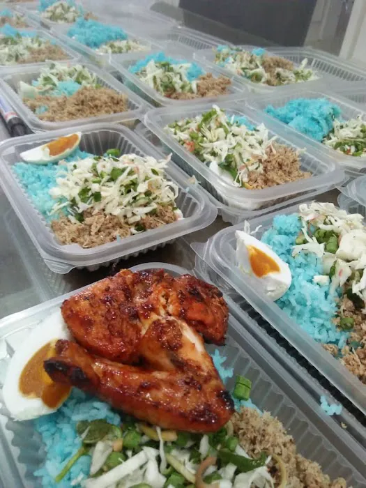 Nasi Berlauk Kak Nah & katering Picture 2