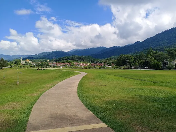 Taman Tasik Embayu Proton City Picture 6